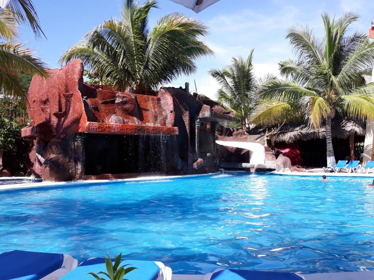 La Quinta Gran Bahia, Cuastecomates - Todo Incluido Zewnętrze zdjęcie